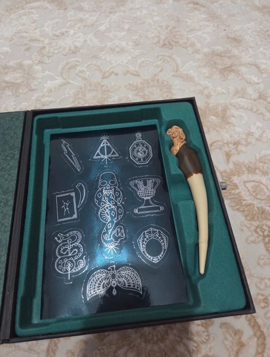 Agenda cu pix si masca Harry Potter