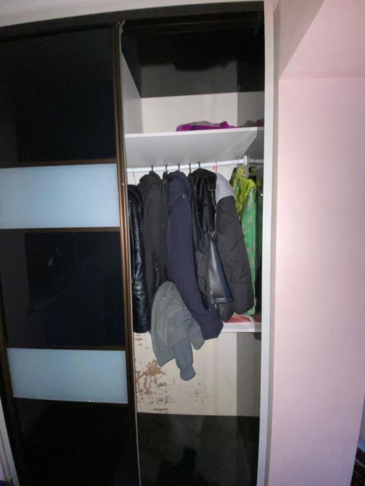 Продаю шкафы для спальни