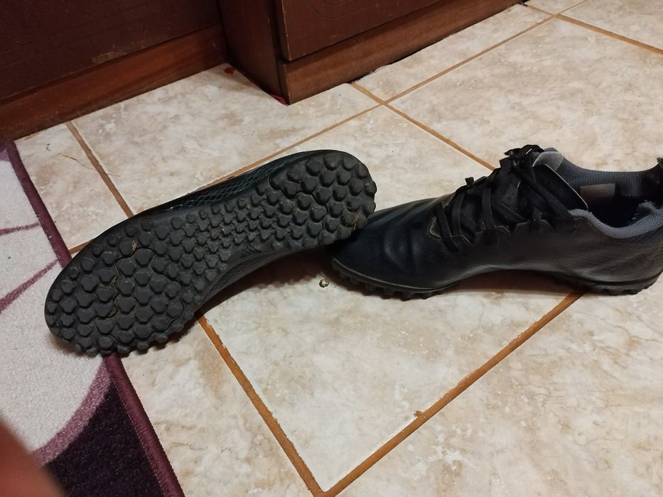 Маратонки Adidas 100%оригинални