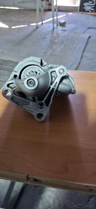 Стартер  ренодастер2.0. F4r