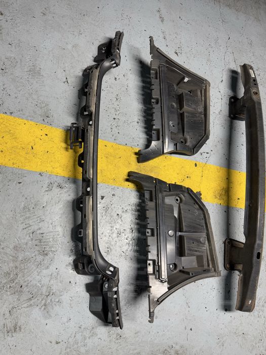 Suport bara spate bmw e92 e93 armatura bara spate bmw e92 e93