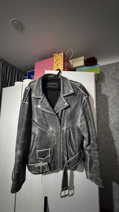 Продам кожаную куртку!