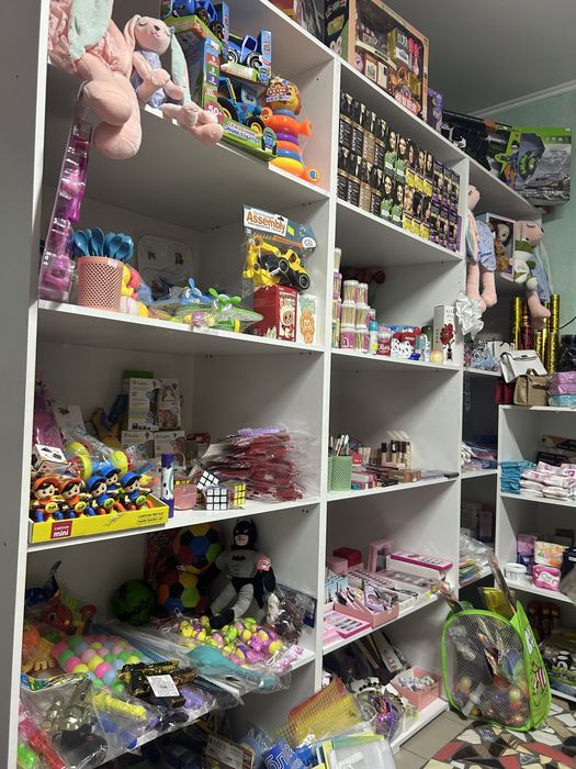 Полки для магазина