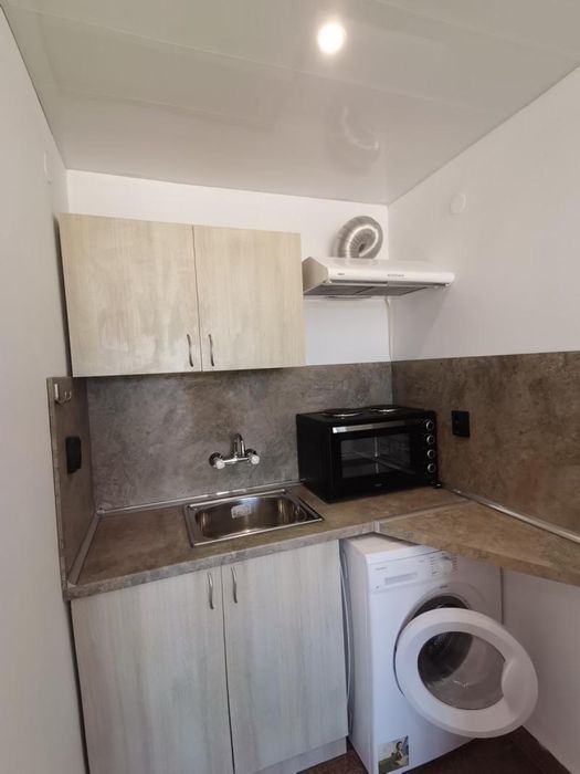 Дава се под наем Двустаен апартамент в Варна, Център - 42 кв.м за 357 € - Снимка #3