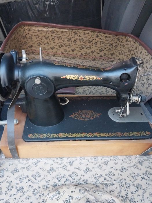 Швейная машина б/у