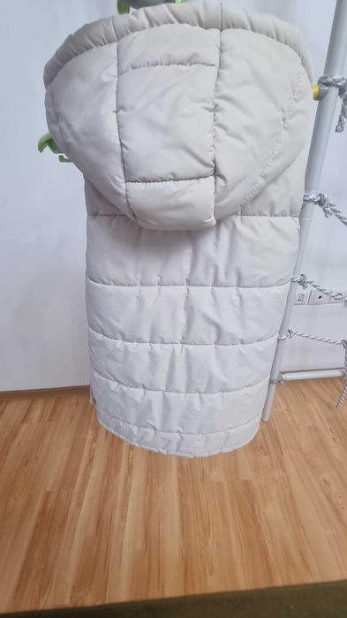 Безрукавка теплая для девочки