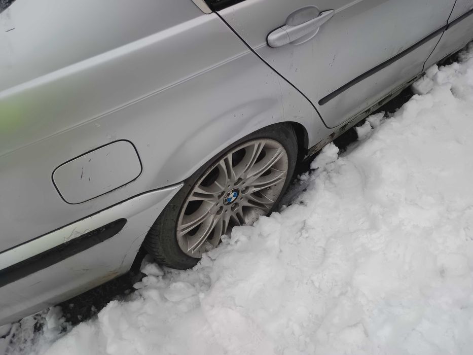 Vând BMW E46 2.2 benzina