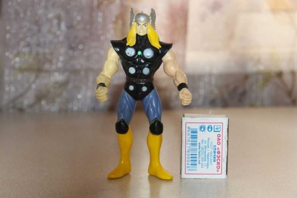 Игрушка из серии про Супер Героев