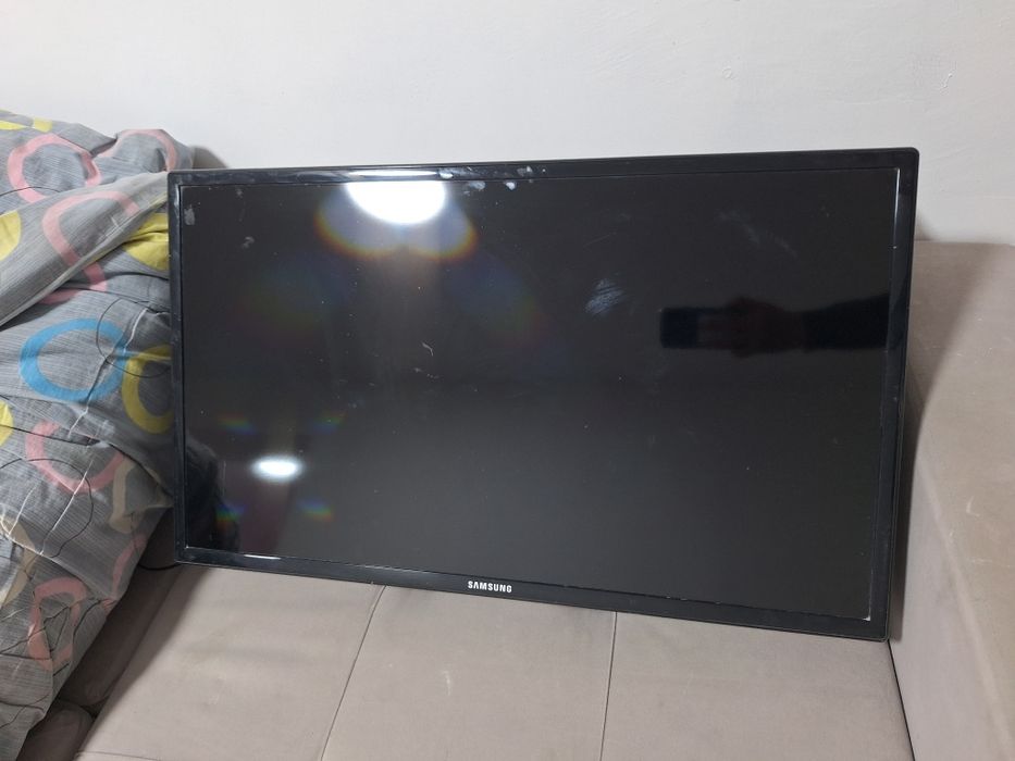 Телевизор самсунг оригинал, не Китай