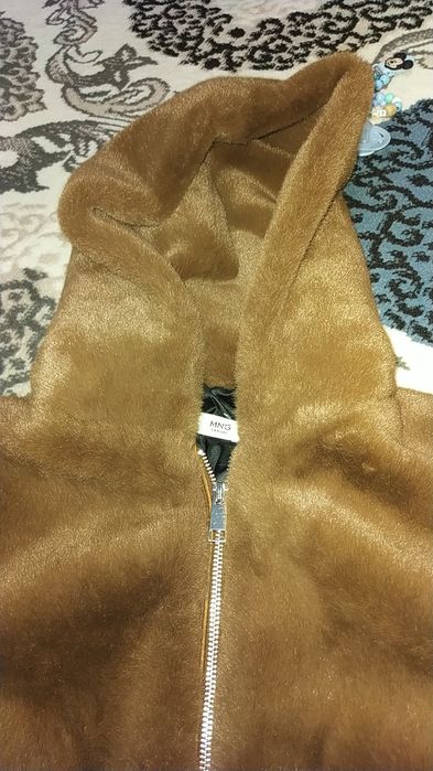 Женские шуба новый бренд МАНГО