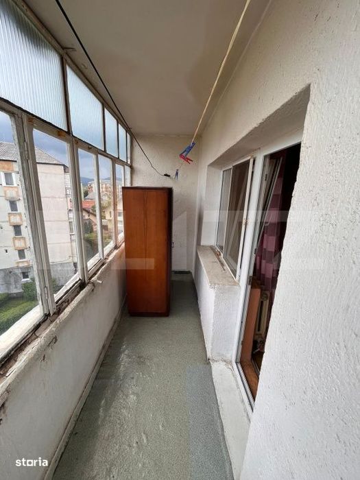 Garsoniera practica, mobilata si bine compartimentata