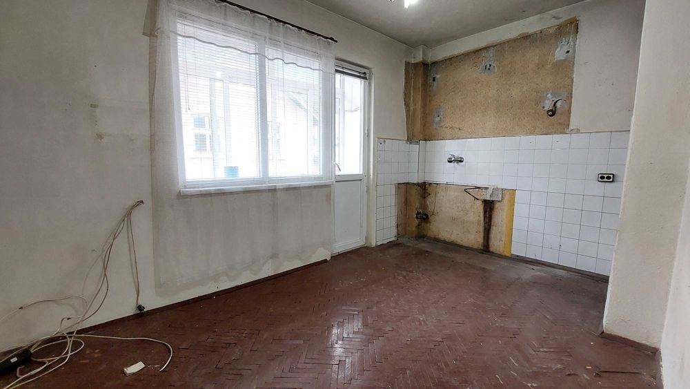Продава се Тристаен апартамент в Габрово, Център - 68 кв.м за 675 €/кв.м - Снимка #5