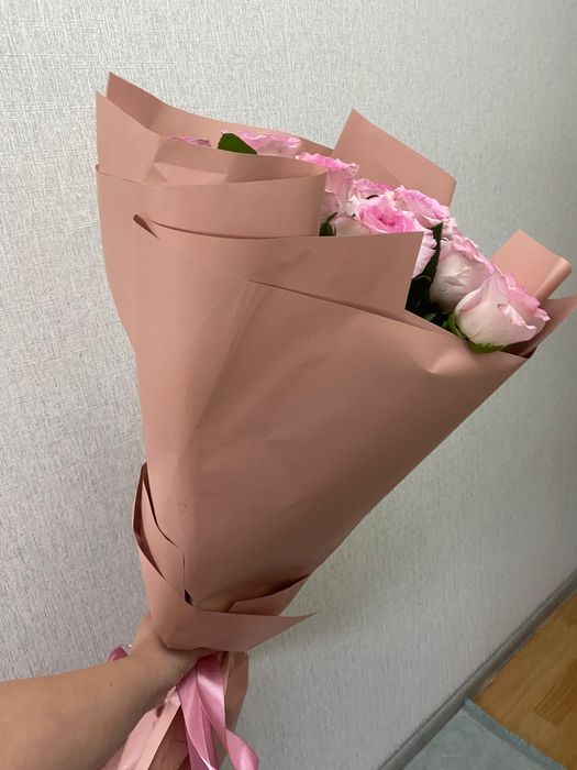 Роза гүл сатылады