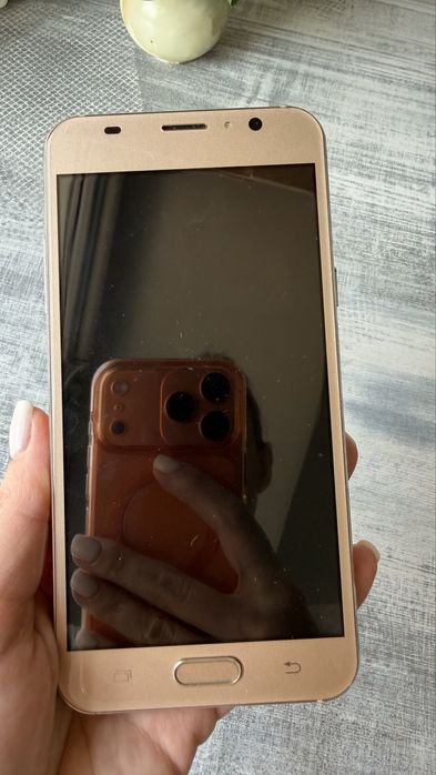 Samsung galaxy J8 Pro