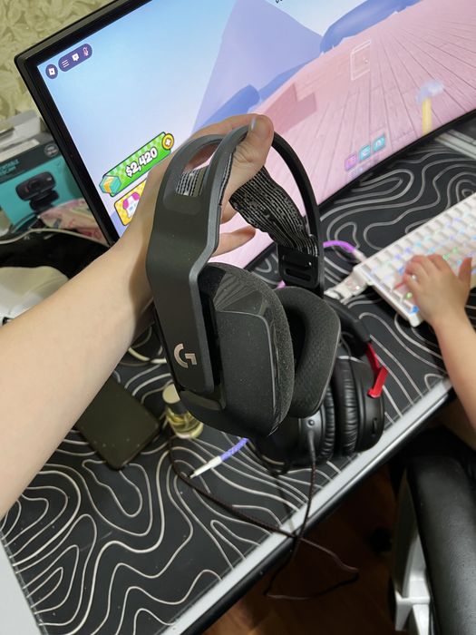 Продается logitech g733