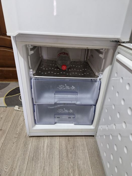 Продам холодильник беко