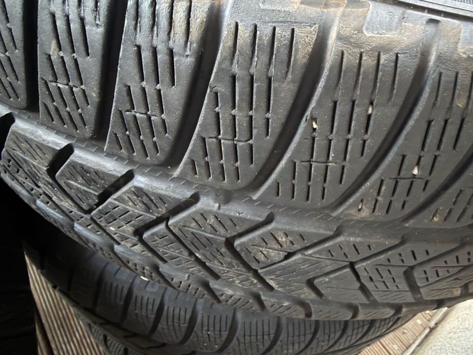 Roti jante Magma + anvelope iarna Pirelli Scorpion 235/60 r17