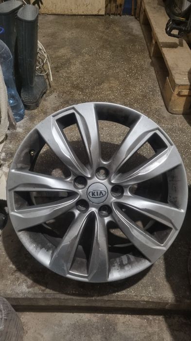 Vand Jante Kia R18
