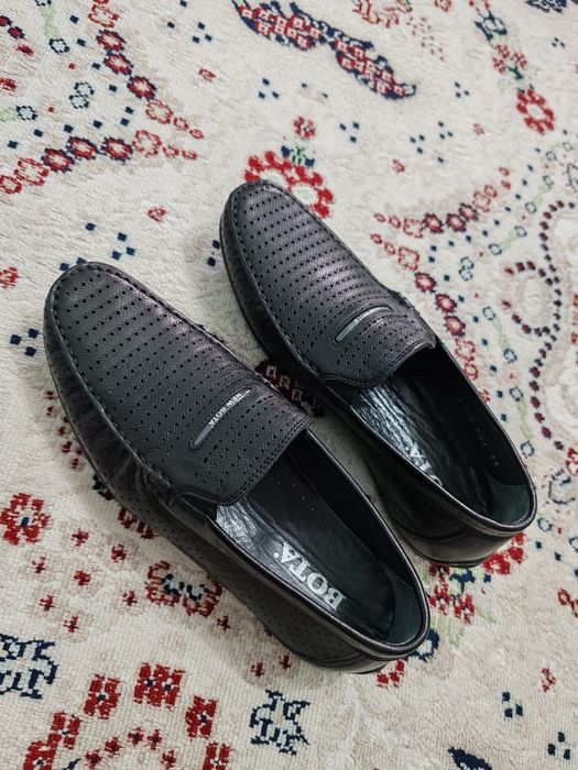 Продам мужские мокасины