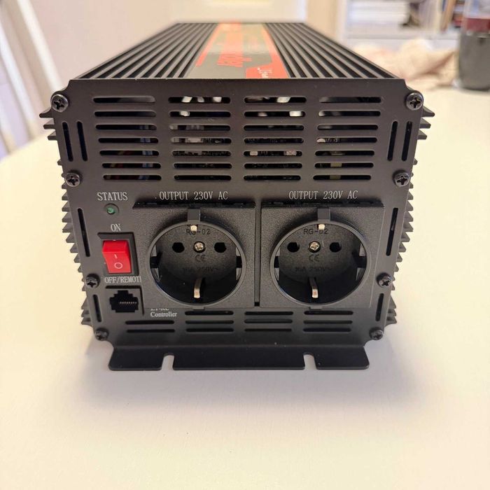 Ивертор 24V номинална мощност 2000W, пикова 4000W, чиста синусоида