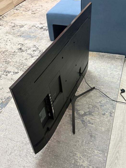 Samsung LED телевизор