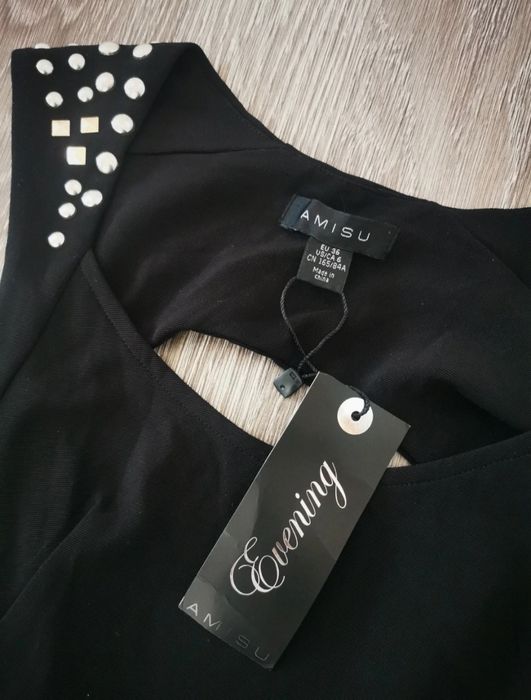 Rochie cu spatele gol Amisu