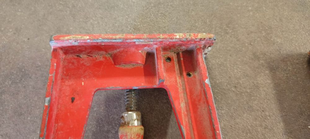 Дистанционер за паркет Bessey Germany