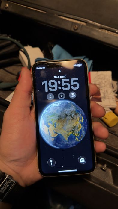 Продам Iphone 11 128gb,либо обмен на samsung s10+