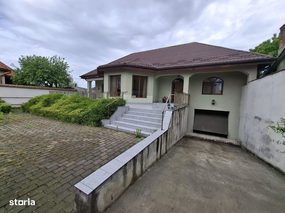 Casa individuala intima cu teren mare in Avrig, Sibiu