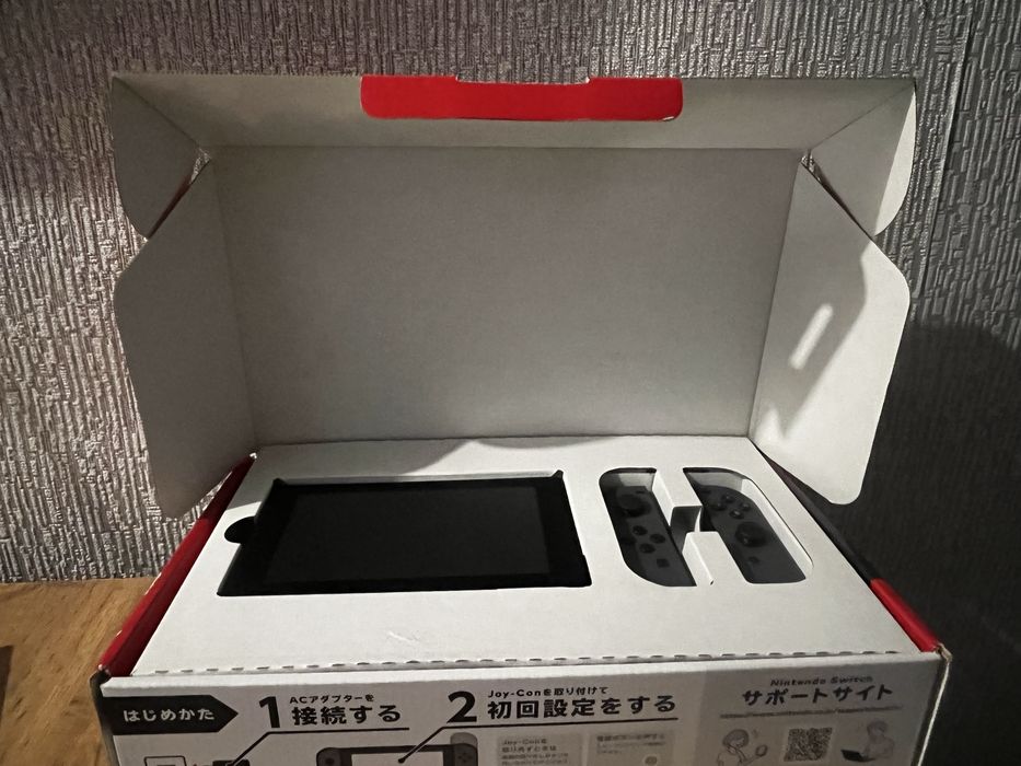 Nintedo switch rev 2