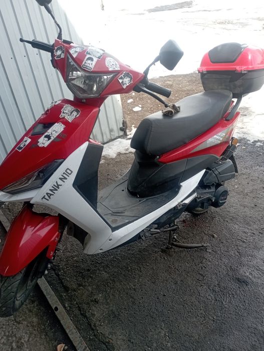 Продам Скутер  Танк N10