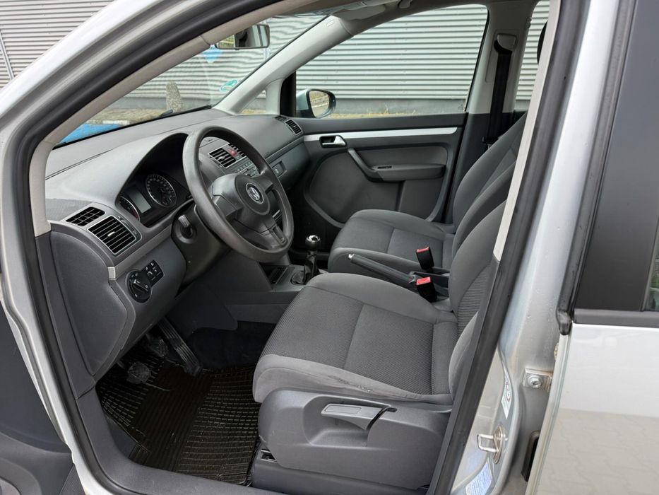 VW TOURAN 1.6 TDI /7 Locuri ‼️Rate / Cash / BuyBack‼️
