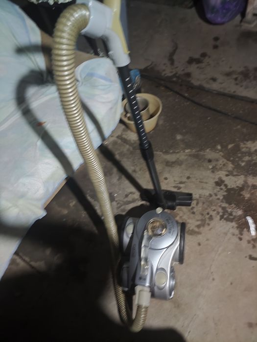 Пылисос хороший и крепкий