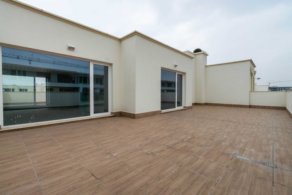 Продава се Многостаен апартамент в Пловдив, Остромила - 370 кв.м за 496 €/кв.м - Снимка #17