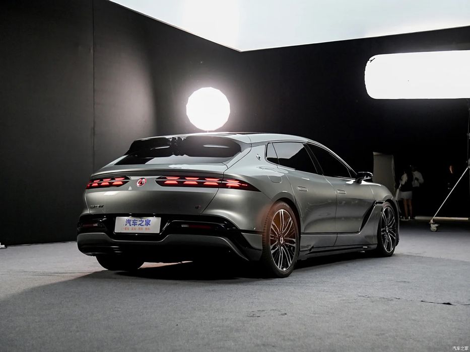 Denza Z9 GT под заказ от Terra Auto