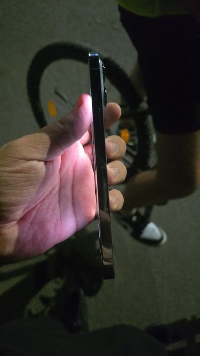 Vând IPhone 13 Pro Max