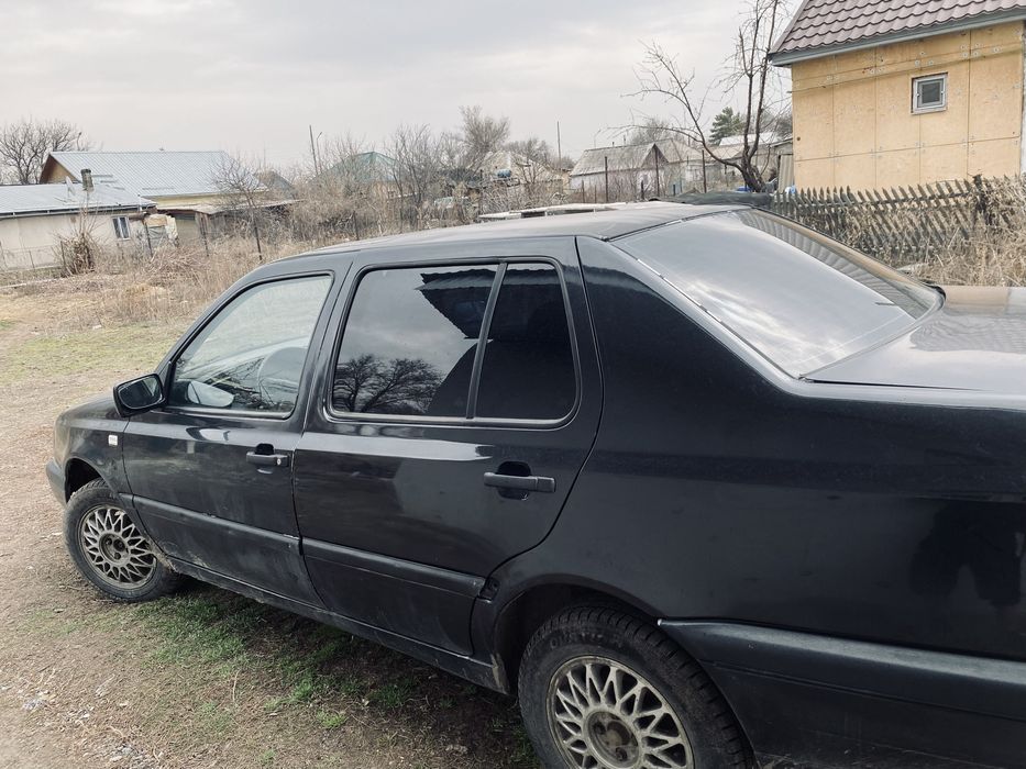 Продается машина Венто