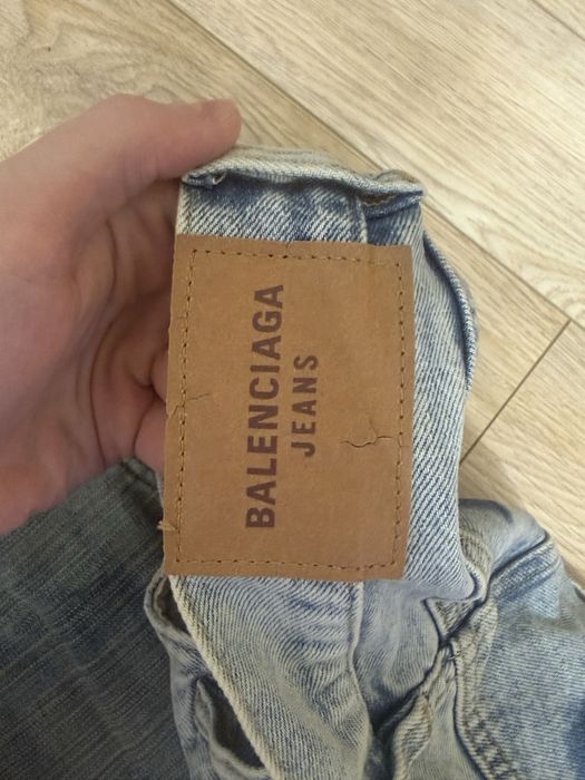 Джинсы Balenciaga cut up