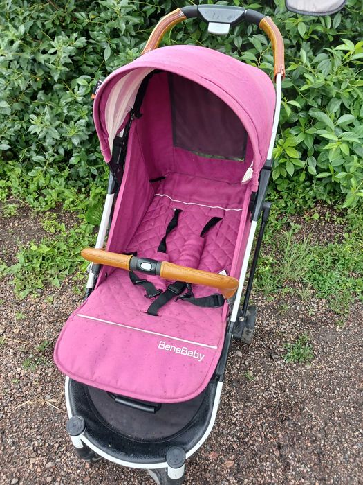 Продам детскую прогулочную коляску