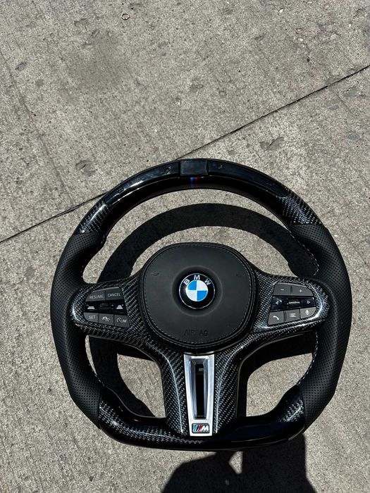 Volan BMW Carbon - LED - Seria G - Incalzire - Traffic Jam - Vibratii
