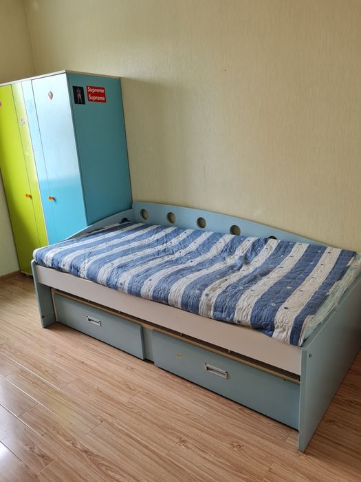 Продам детскую звоните