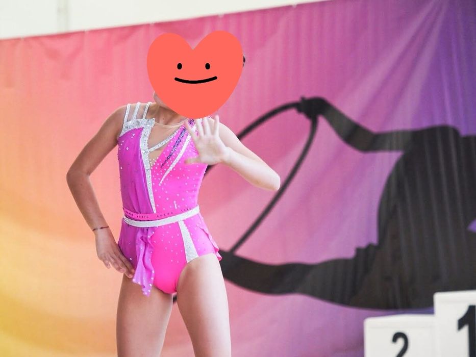 Трико за художествена гимнастика