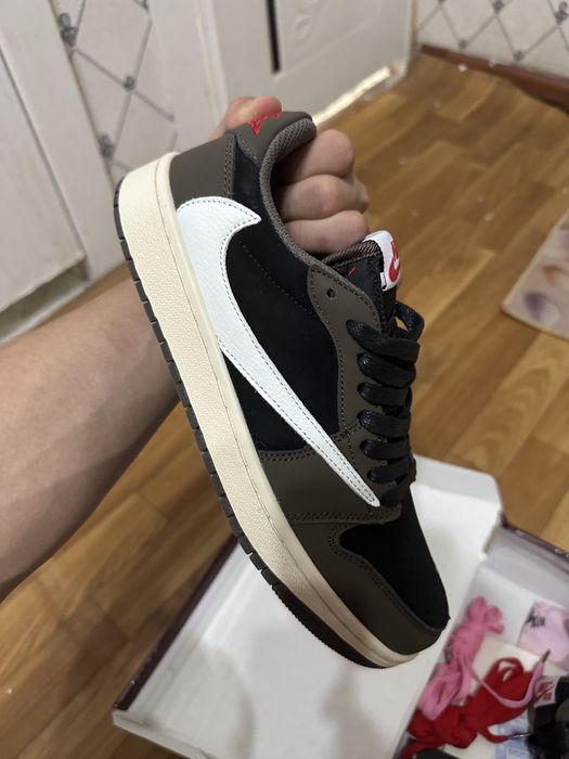 Nike Air Jordan 1