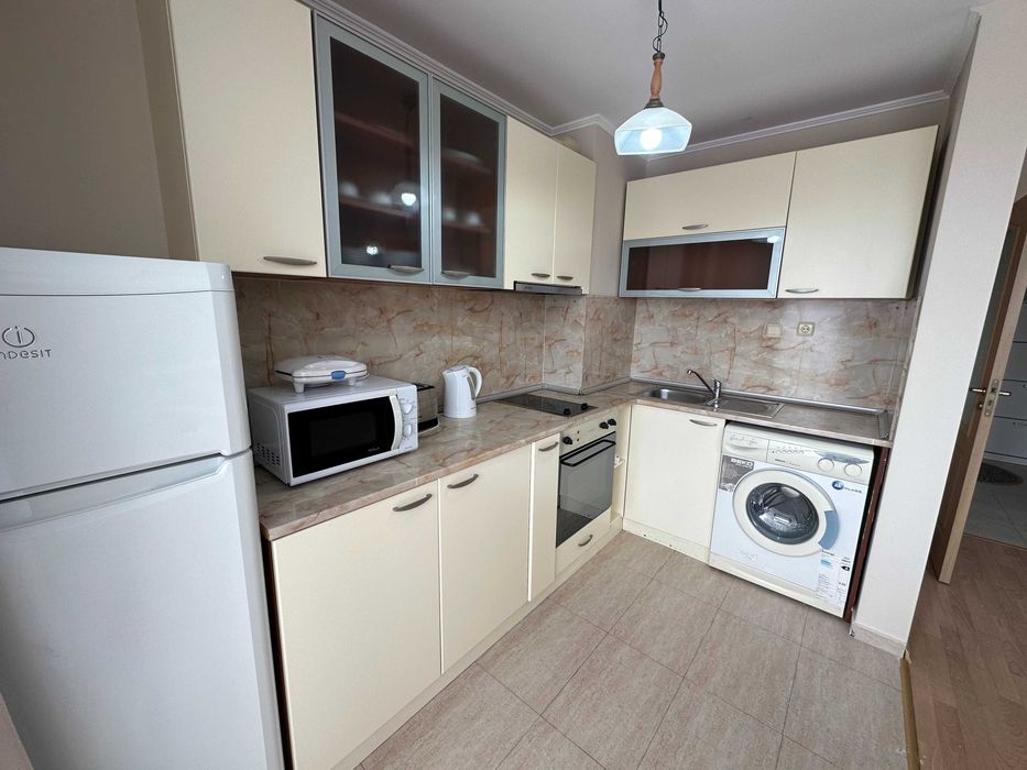 Продава се Двустаен апартамент в к.к. Слънчев бряг - 68 кв.м за 570 €/кв.м - Снимка #3