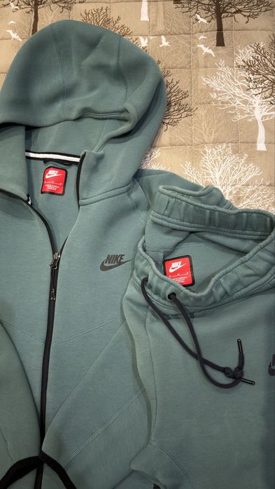 Nike Tech Fleece Екип Зелен