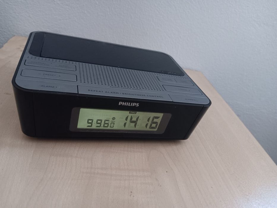 Vand Radio cu ceas Phillips