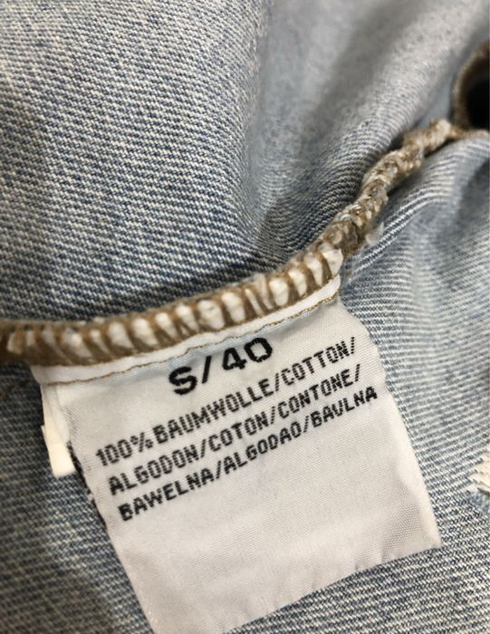 Geacă de blugi cu broderie pe spate