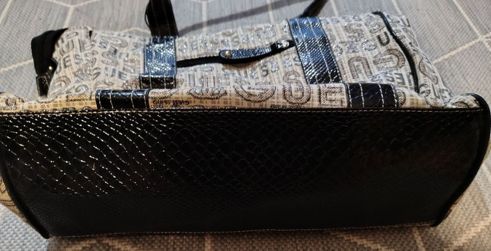 Голяма дамска чанта за рамо