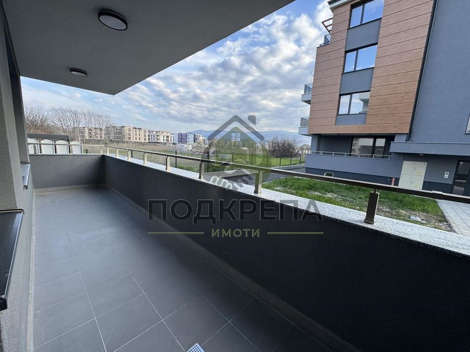 Продава се Двустаен апартамент в Пловдив, Остромила - 81 кв.м за 882 €/кв.м - Снимка #11