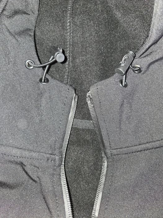 Geancă Neagră de fâș